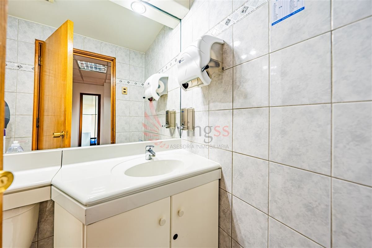 Venta Oficina Centro Histórico De Santiago - Miniatura 2