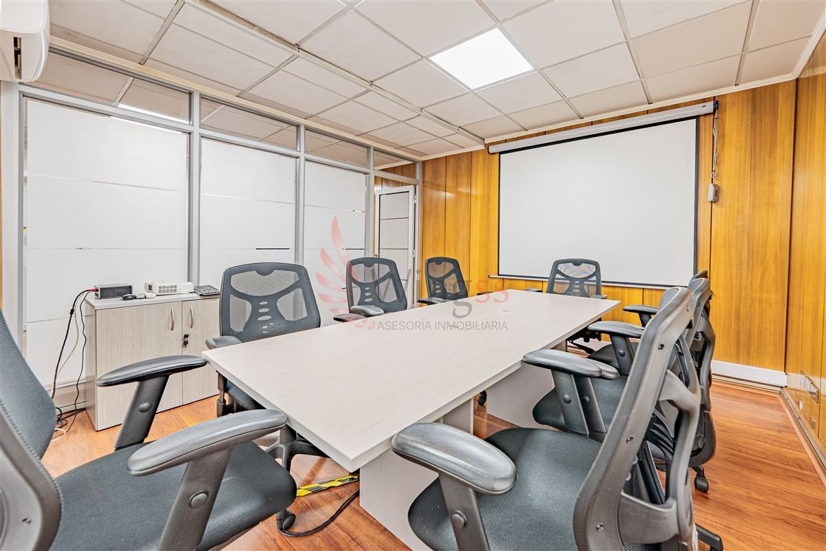 Venta Oficina Centro Histórico De Santiago - Miniatura 4