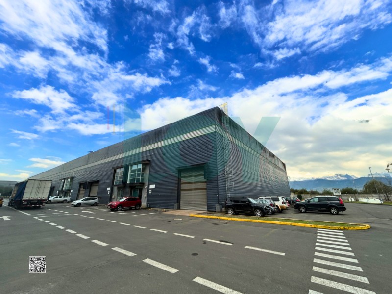 Bodega en Arriendo en Ruta 5 con Avenida La Montaña