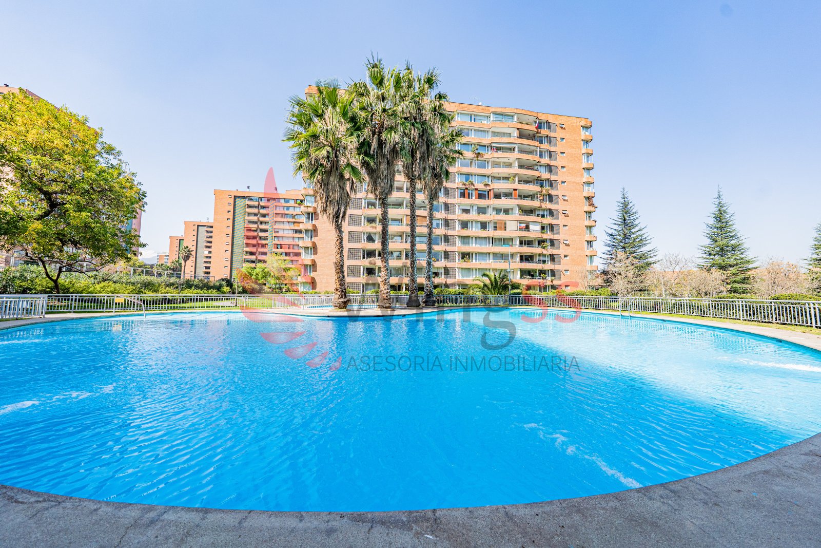 Precioso y Amplio Departamento en Gran Parque - Miniatura 2