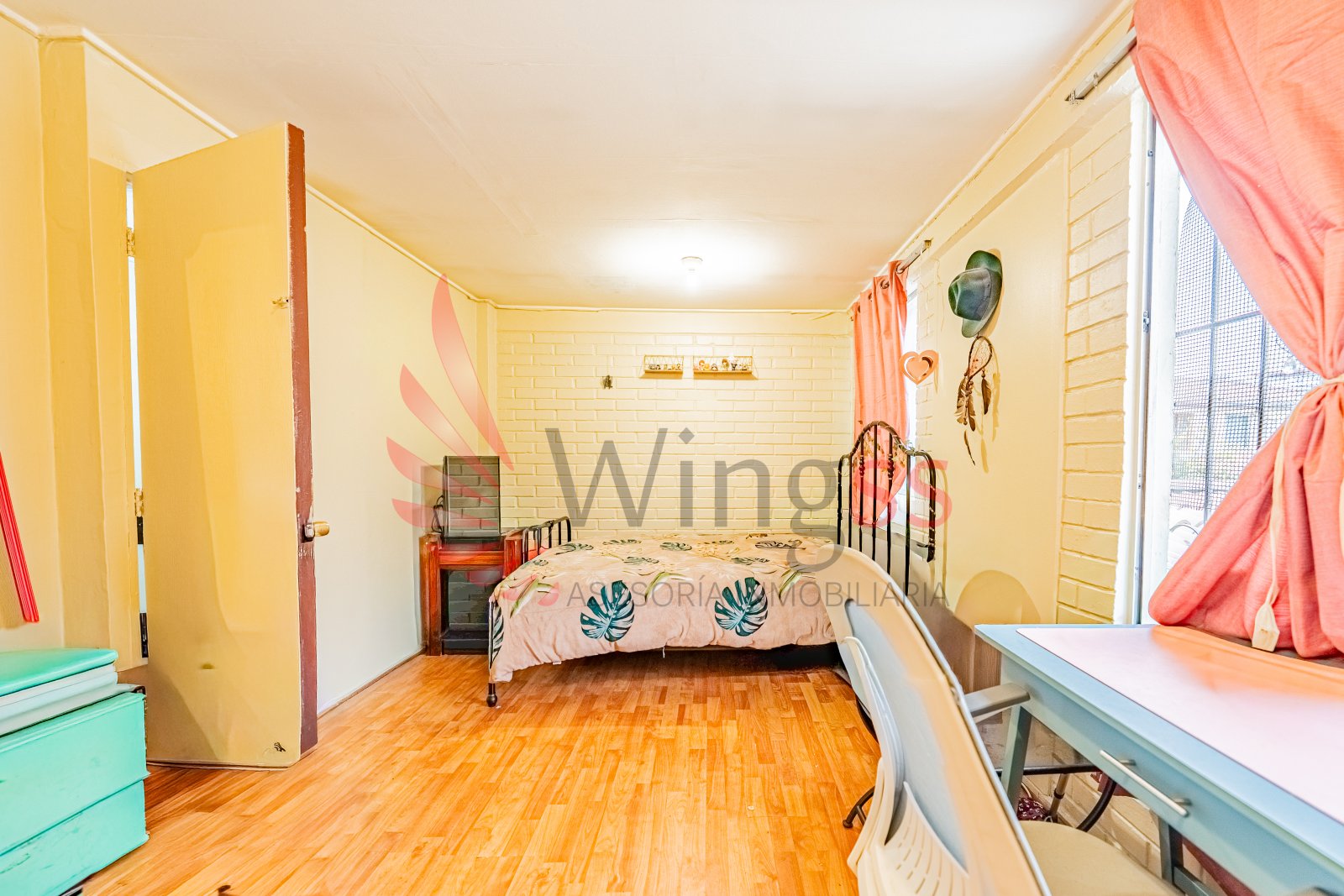 Casa Zona Residencial con Ubicacion Principal - Miniatura 2