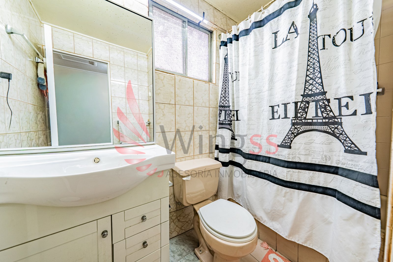 Casa Zona Residencial con Ubicacion Principal - Miniatura 3