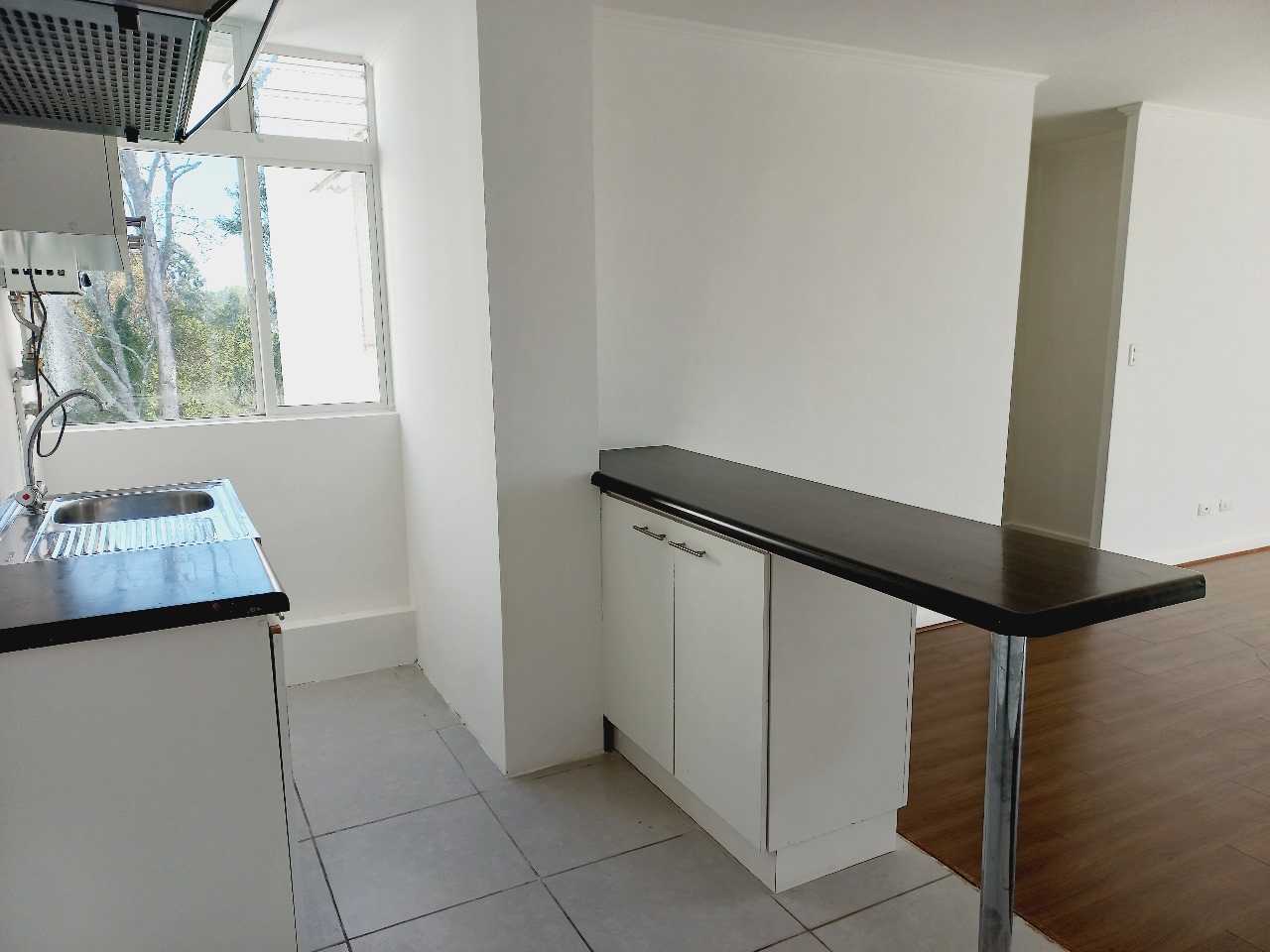 DEPARTAMENTO EN ARRIENDO BRISAS DE LA RIBERA TRES DORMITORIOS - Miniatura 2