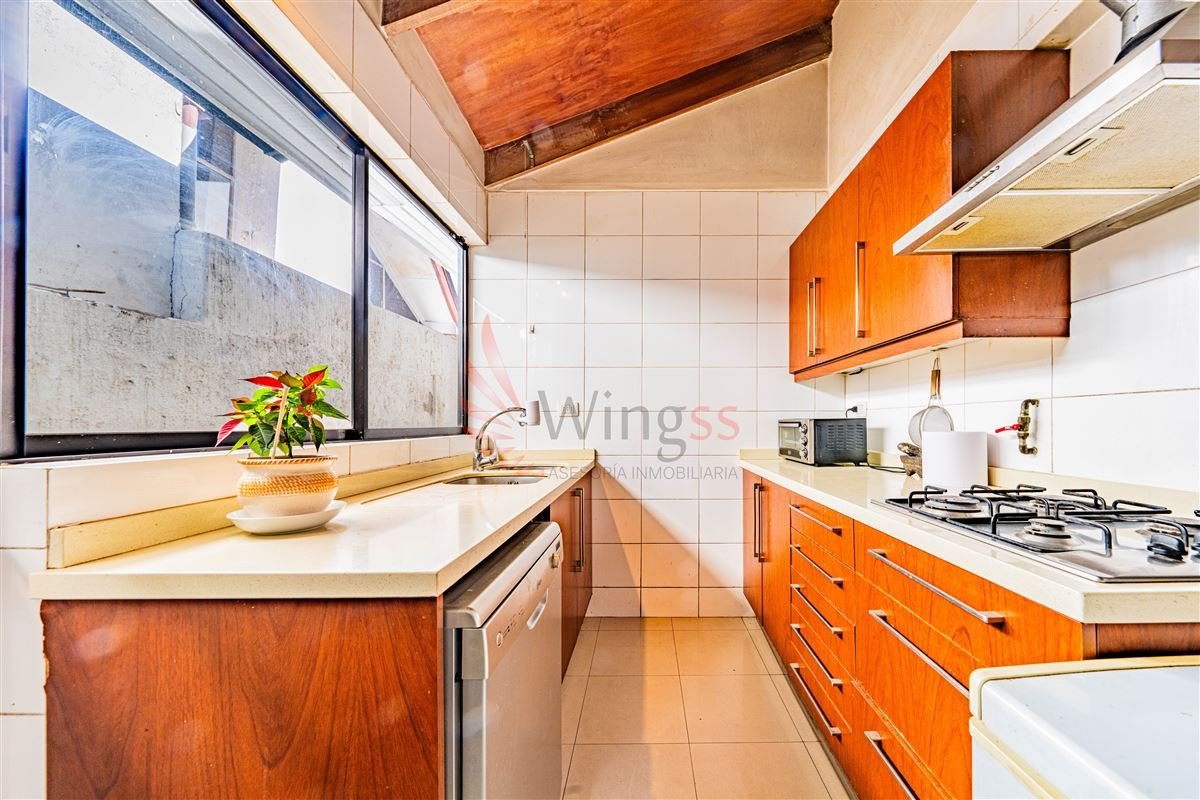 Casa En Venta De 5 Dorm. En Vitacura - Miniatura 2