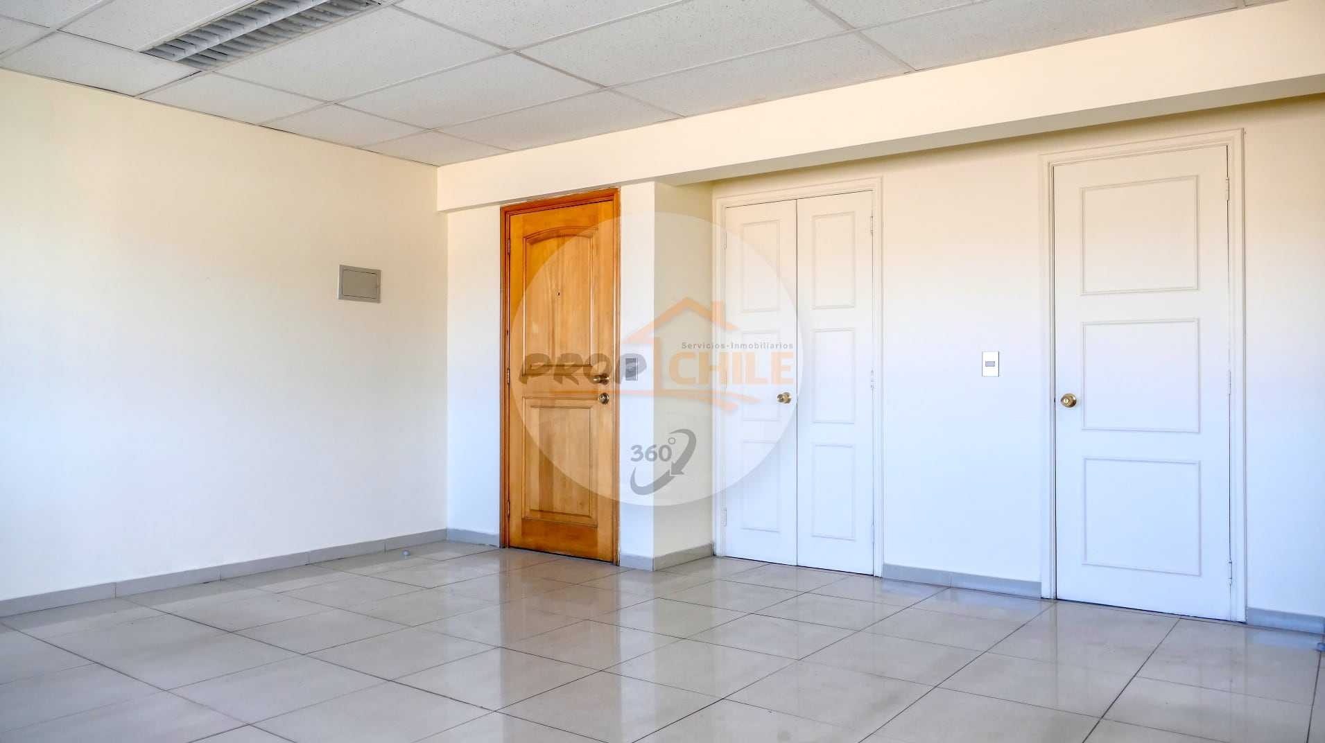 ARRIENDO Oficinas 4 Oriente - Miniatura 2