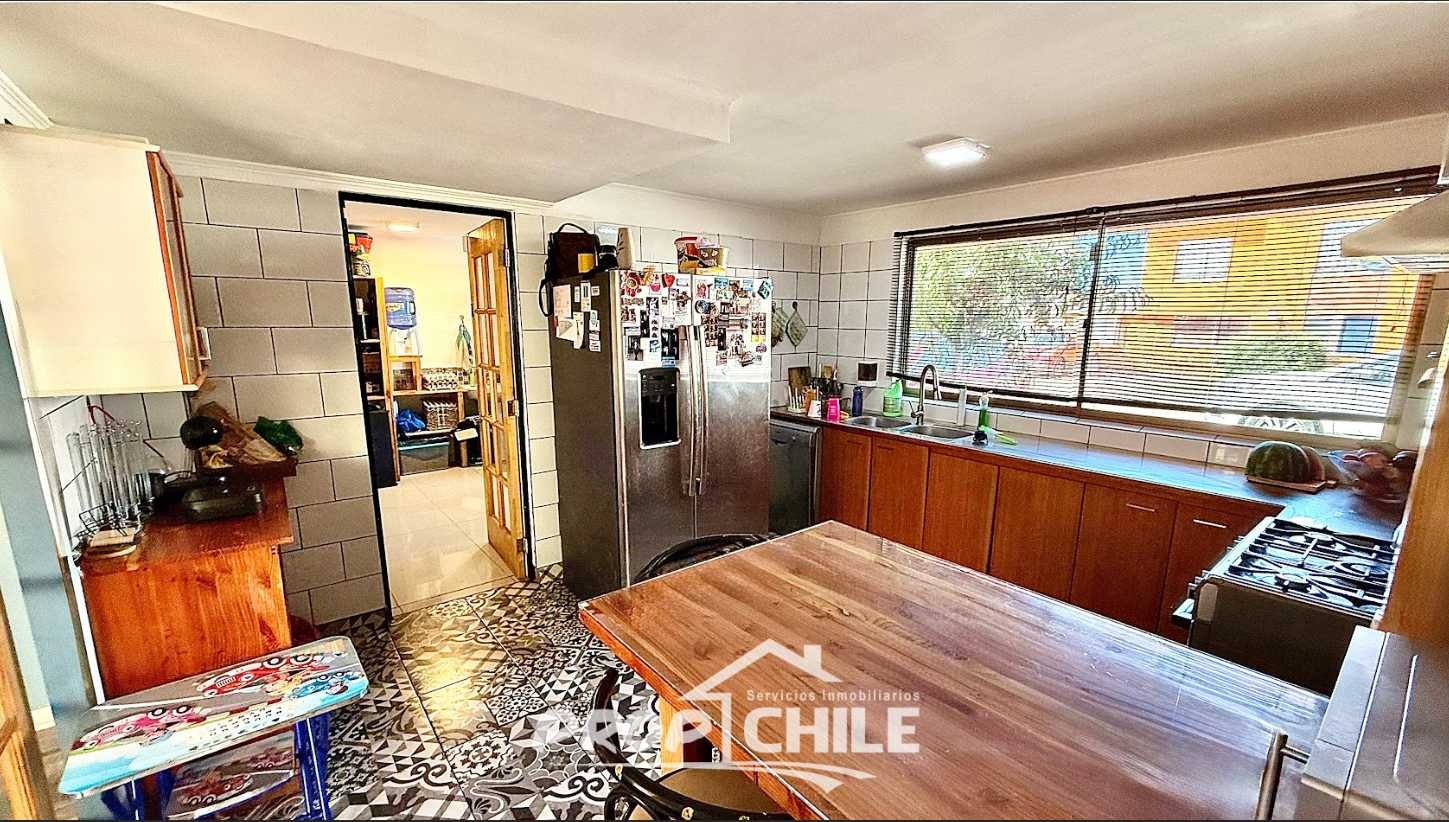 Casa Amplia y Luminosa en VENTA Curauma - Miniatura 4