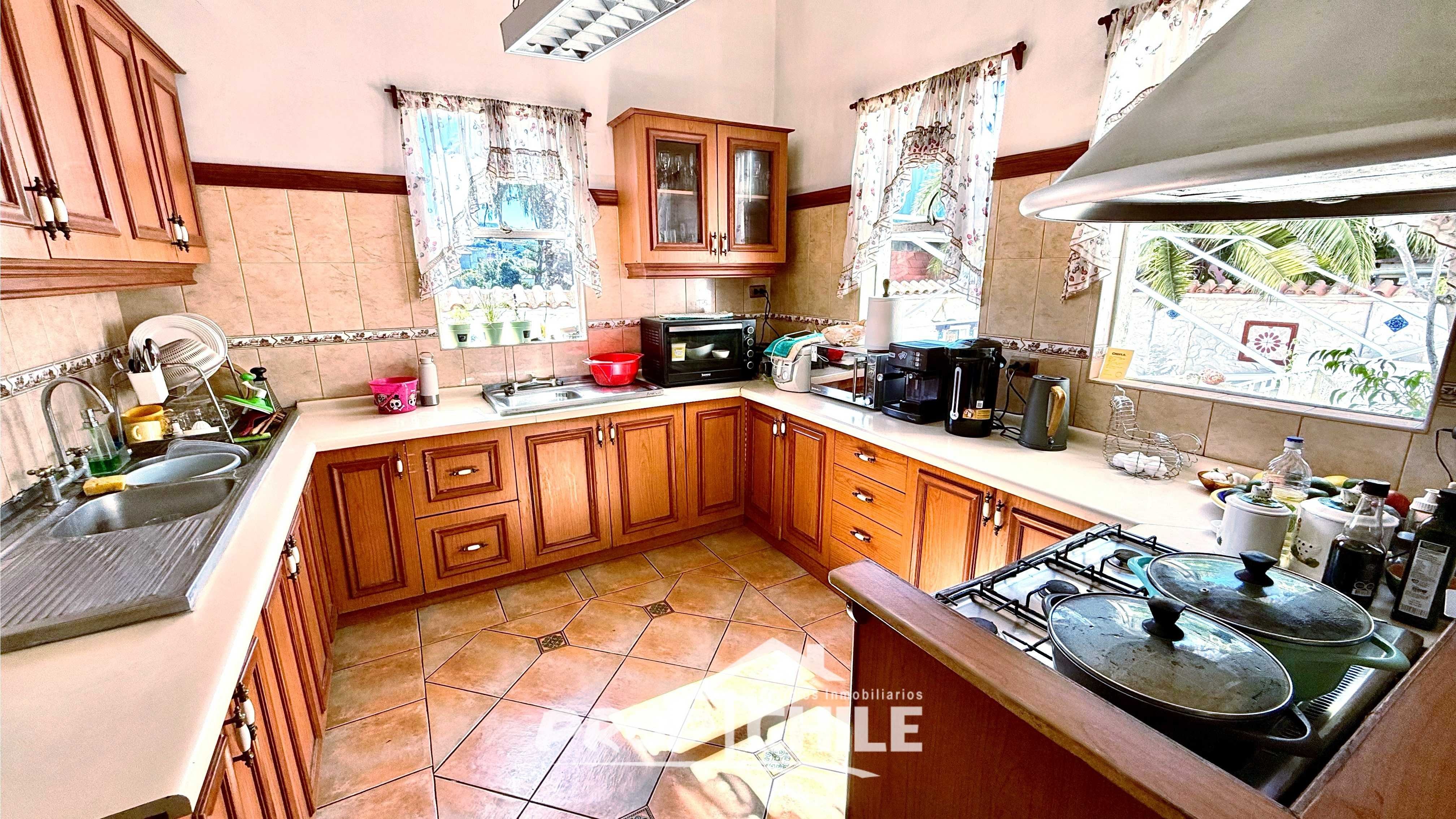 Precioso Hotel en VENTA, Valparaíso - Miniatura 4