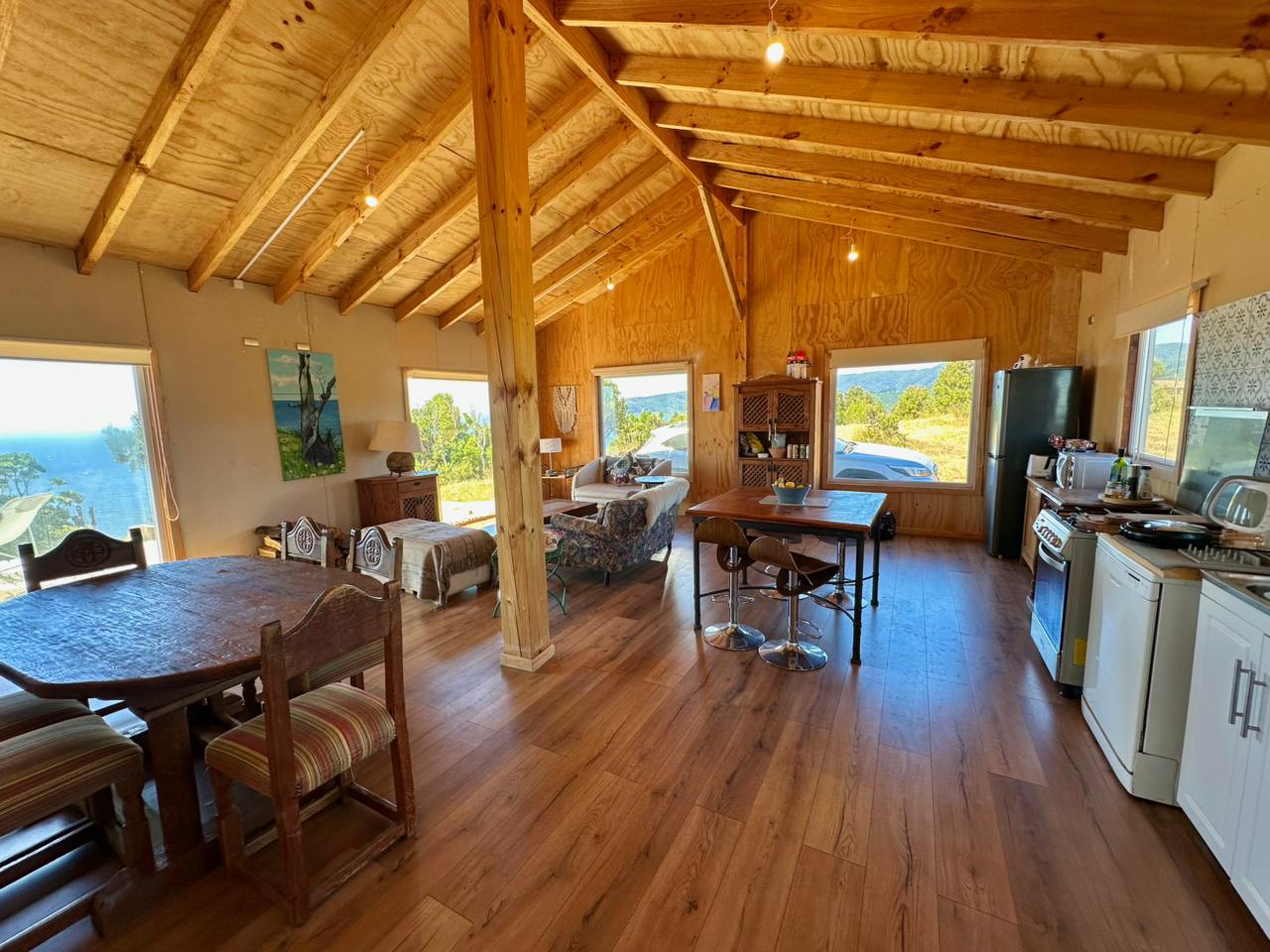 CASA NUEVA EN PARCELA CERCA PARQUE ONCOL CALETA BONIFACIO - Miniatura 5