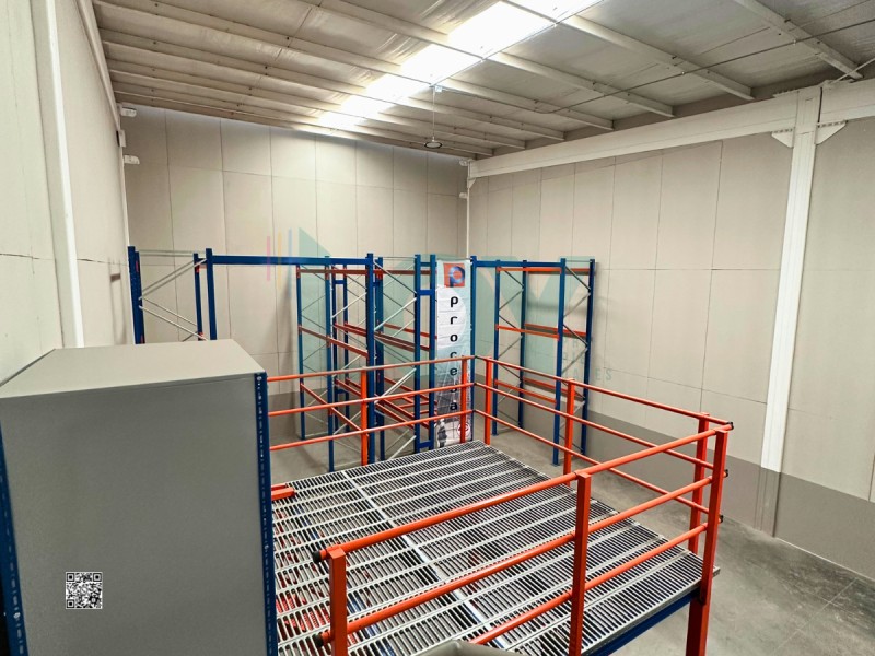 Bodega en Venta en A 1,5 Kms del la Estacion de metro Los Libertadores - Miniatura 5