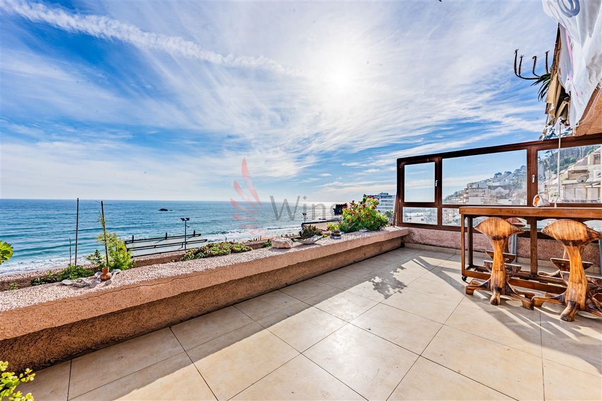 Departamento En Primera Línea De 3 Dorm. En Reñaca