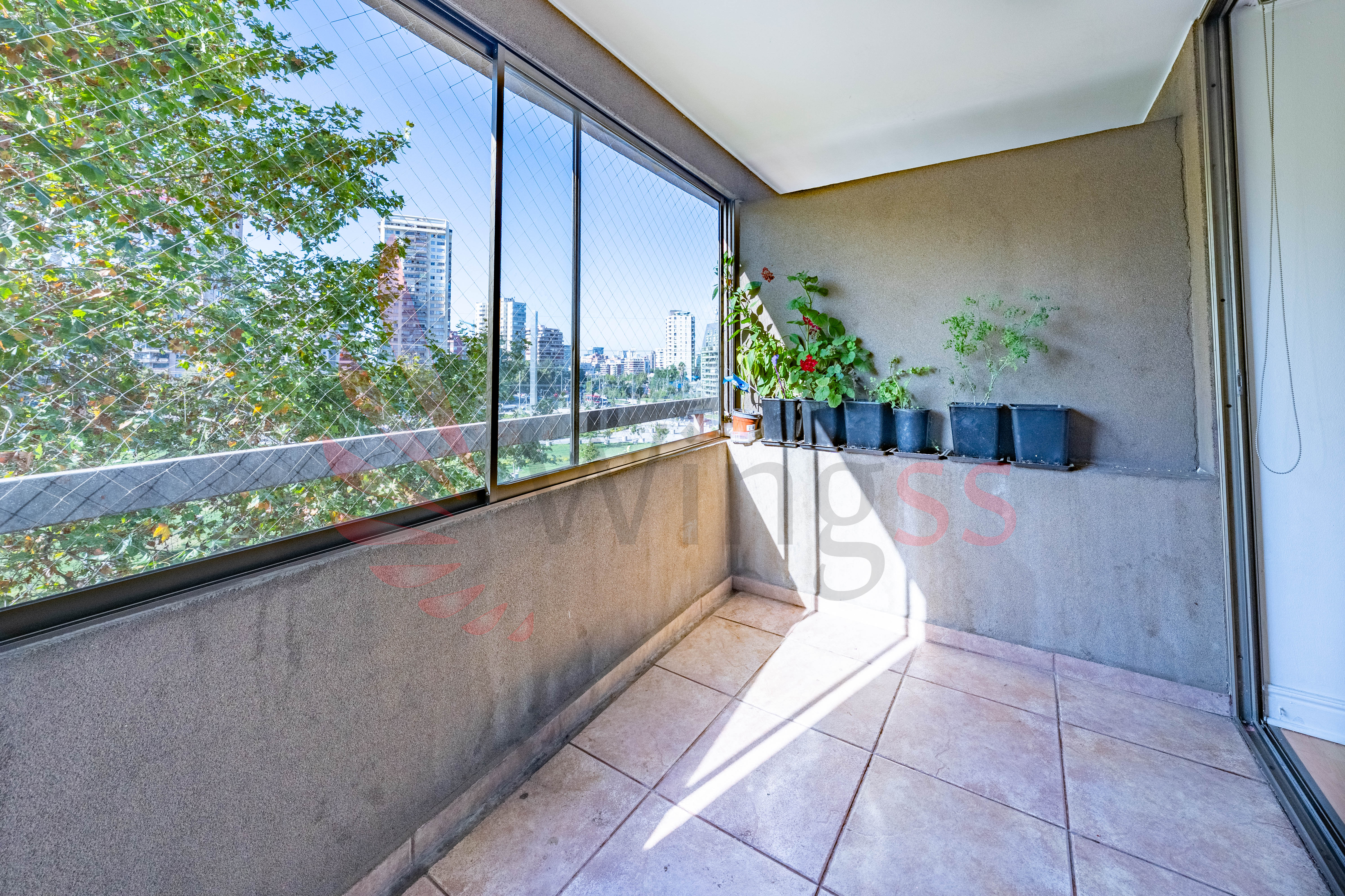 Excelente Dpto. en Vitacura con vista Privilegiada - Miniatura 6