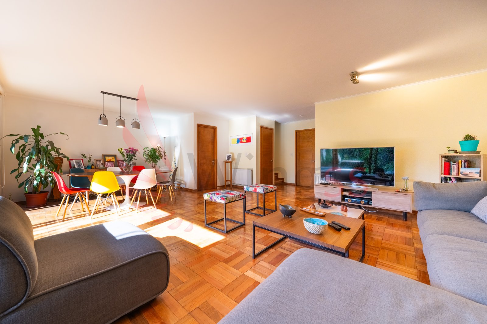 Maravillosa casa nueva de 3 pisos en lo mejor de Las Condes - Miniatura 6