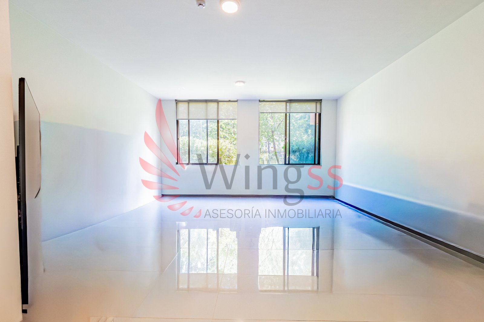 Luminosa Oficina en Excelente Ubicación - Miniatura 2