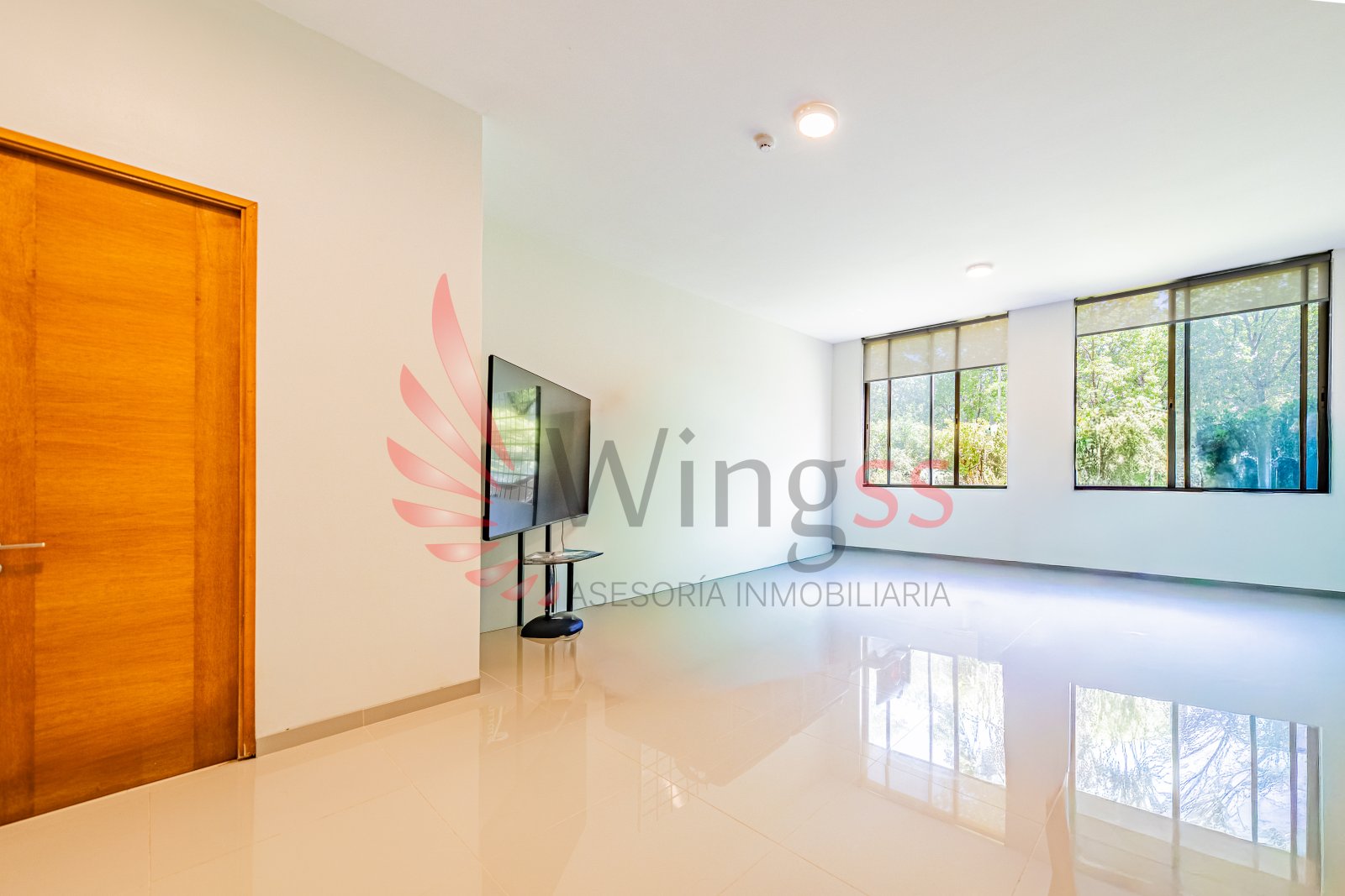 Luminosa Oficina en Excelente Ubicación - Miniatura 4