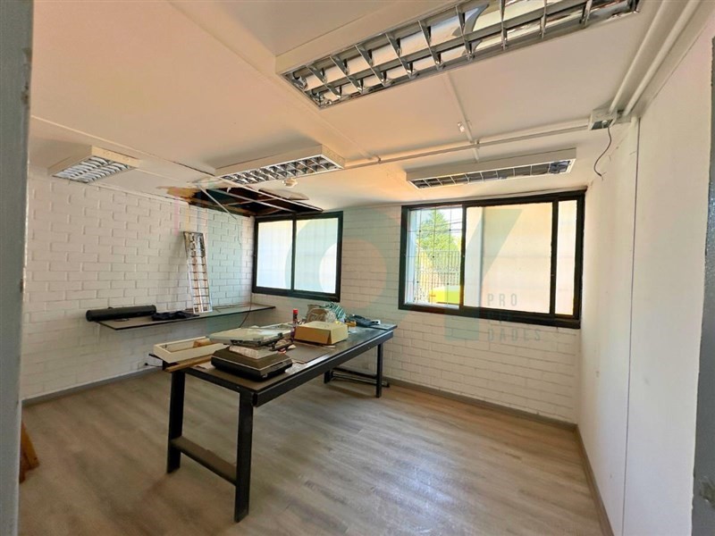 Bodega en Arriendo en A pasos de Av. Marathon. Entre Guillermo Mann y Rodrigo de Araya - Miniatura 3