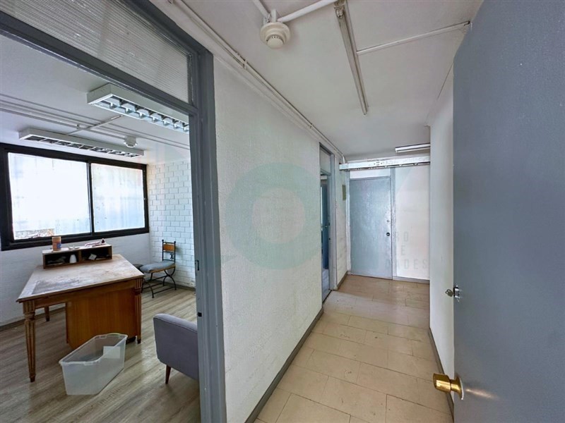 Bodega en Arriendo en A pasos de Av. Marathon. Entre Guillermo Mann y Rodrigo de Araya - Miniatura 4