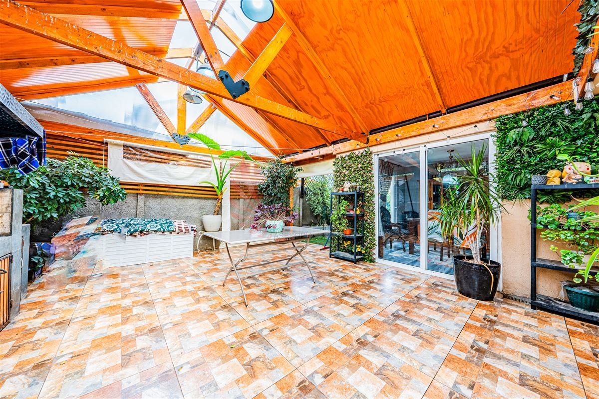 Venta Casa 3 Dormitorios Valle Grande Con Estacionamiento - Miniatura 4