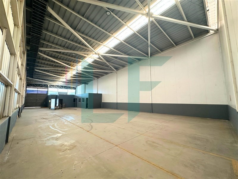 Bodega en Arriendo en General San Martin. Metro Los Libertadores