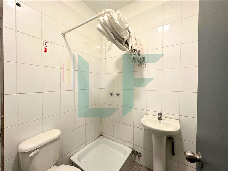 Bodega en Arriendo en General San Martin. Metro Los Libertadores - Miniatura 2