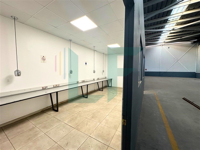 Bodega en Arriendo en General San Martin. Metro Los Libertadores - Miniatura 3