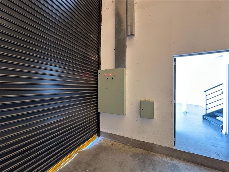 Bodega en Arriendo en Ciudad de Los Valles a 3 minutos de la Ruta 68, Pudahuel - Miniatura 3