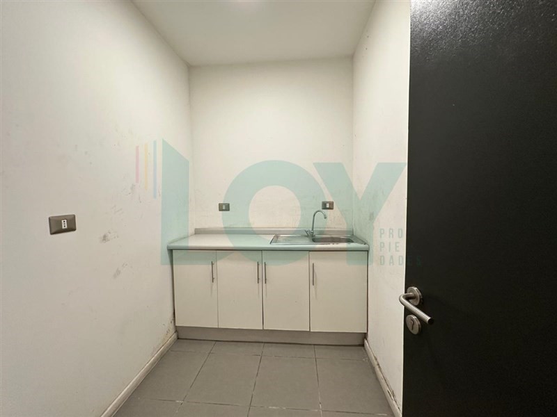 Bodega en Arriendo en Ciudad de Los Valles a 3 minutos de la Ruta 68, Pudahuel - Miniatura 4