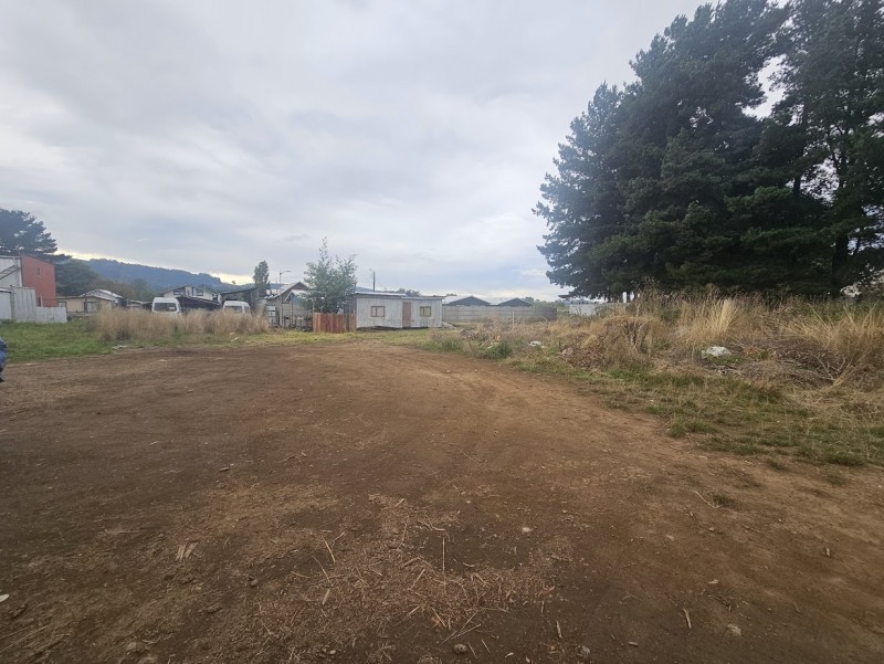 AMPLIO TERRENO DE CASI MEDIA HECTAREA PAILLACO CENTRAL - Miniatura 5