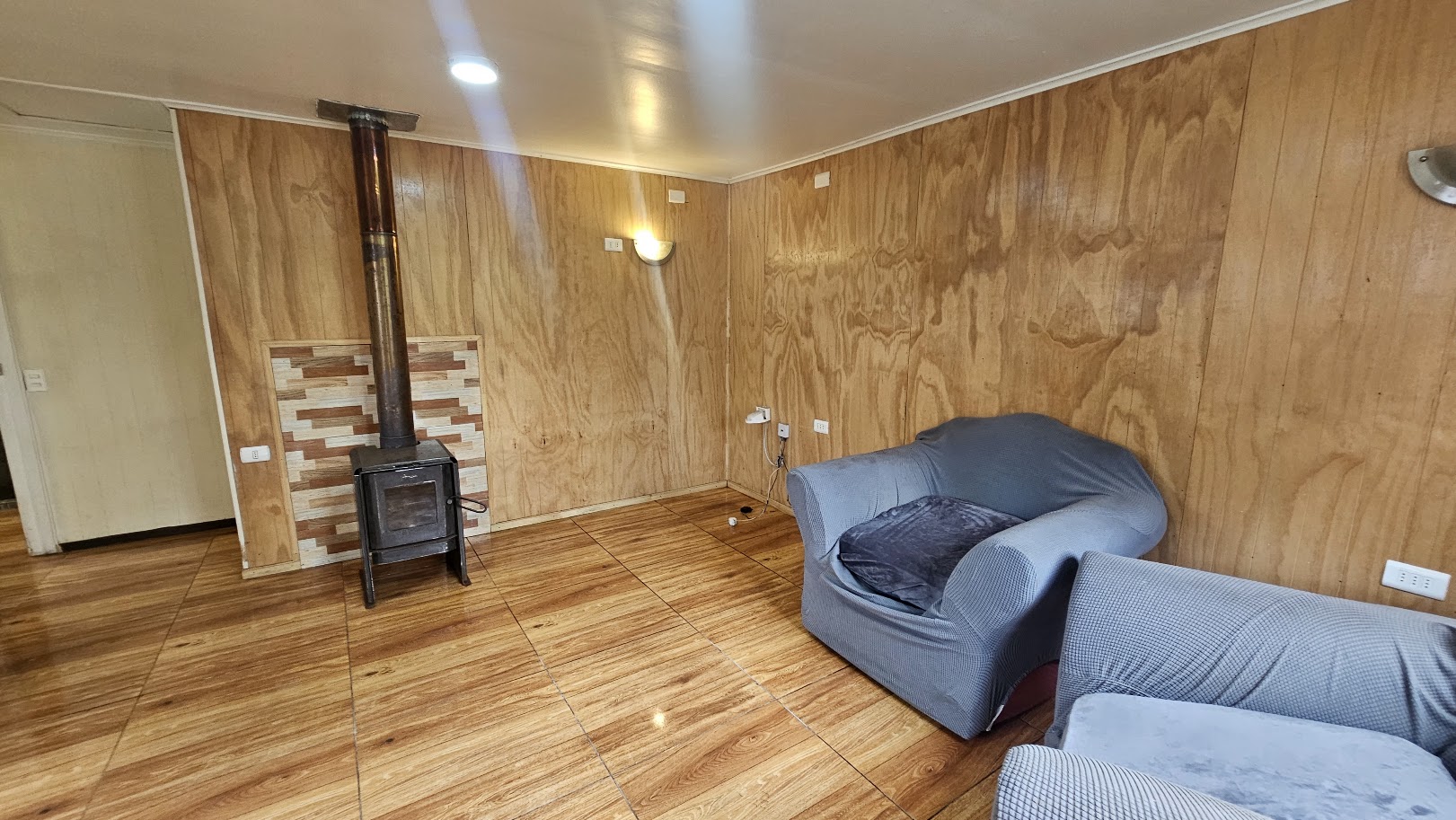 CASA DE UN PISO ARRIENDO EN VILLA CAYUMAPU - Miniatura 3