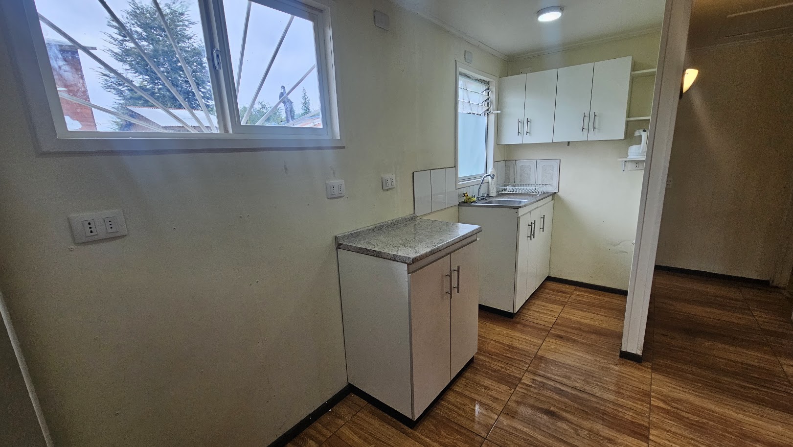 CASA DE UN PISO ARRIENDO EN VILLA CAYUMAPU - Miniatura 5