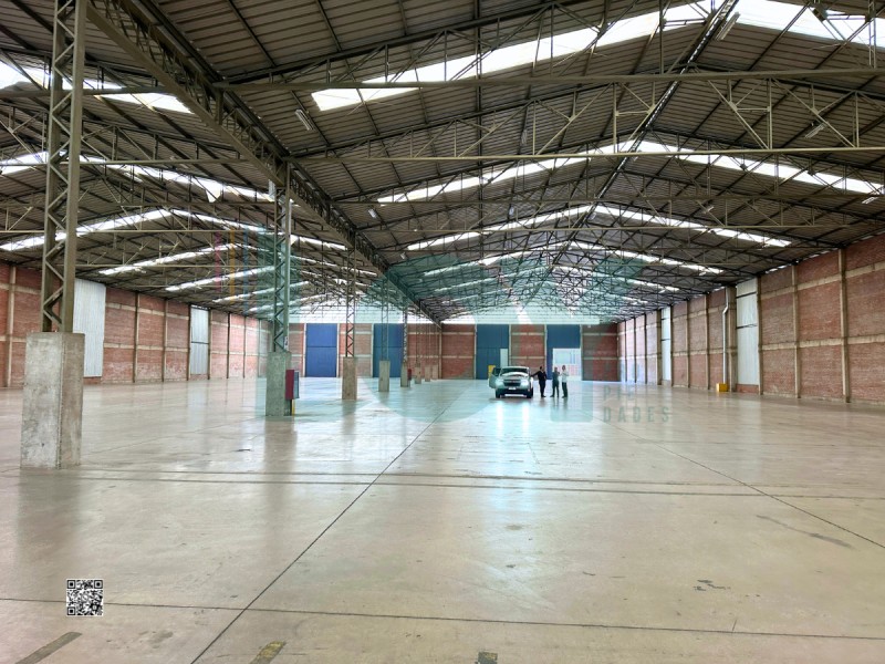 Industrial en Arriendo en Laguna Sur con Vespucio Norte