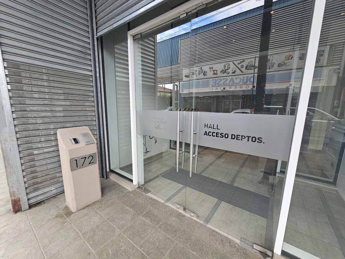 DEPARTAMENTO ESTUDIO EN EDIFICIO CALLE CALLE  - Miniatura 2