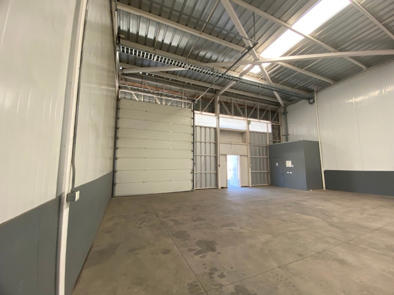 Bodega en Arriendo en salida directa a 2 minutos de la ruta 68 Sector Noviciado