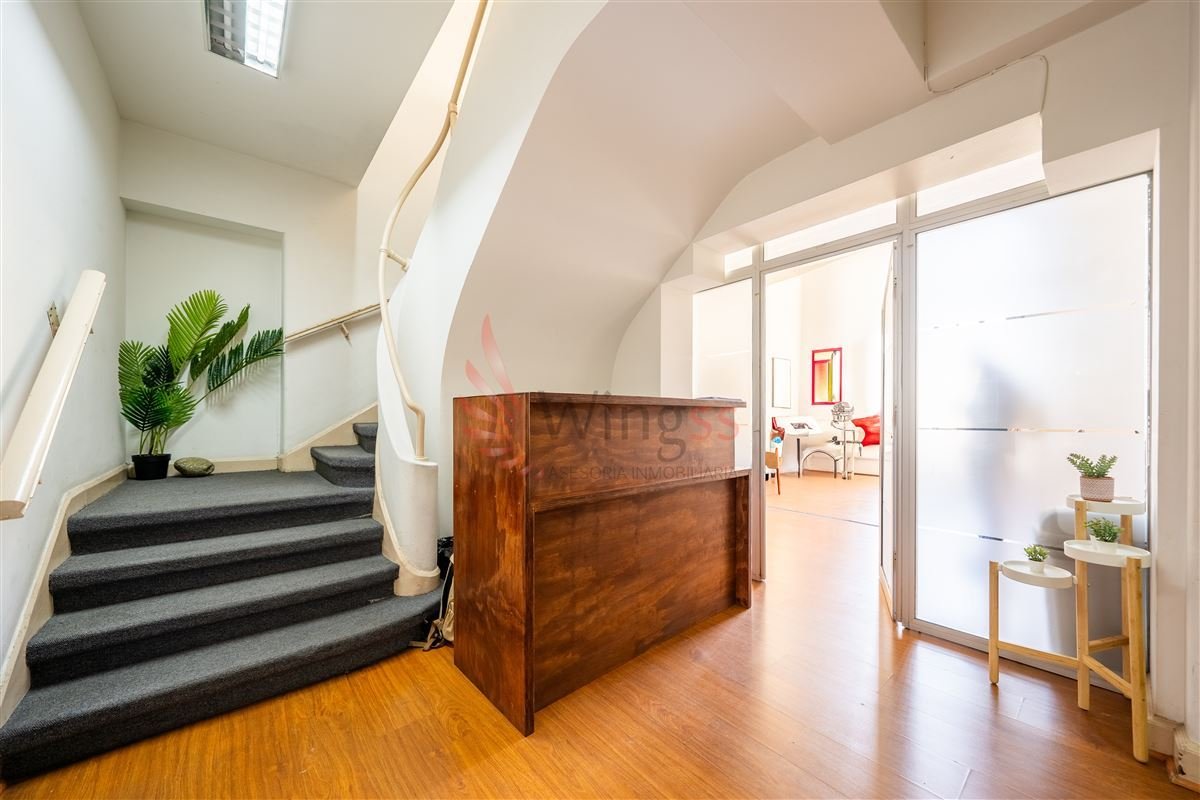 Venta Oficina Centro Histórico De Santiago - Miniatura 3