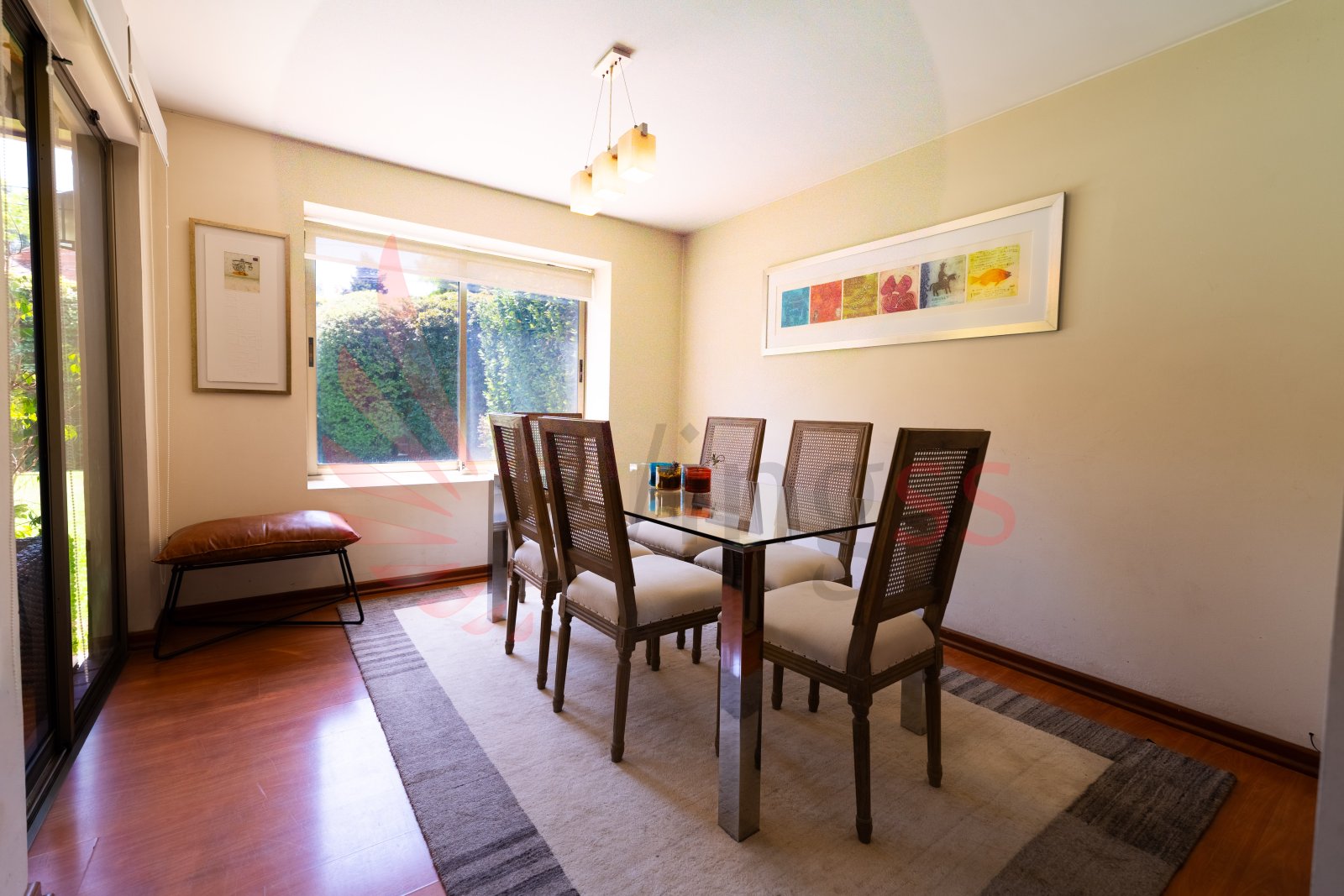 Elegancia en La Reina Alta, Casa en Condominio con Doble Altura, Subterráneo y Piscina - Miniatura 3