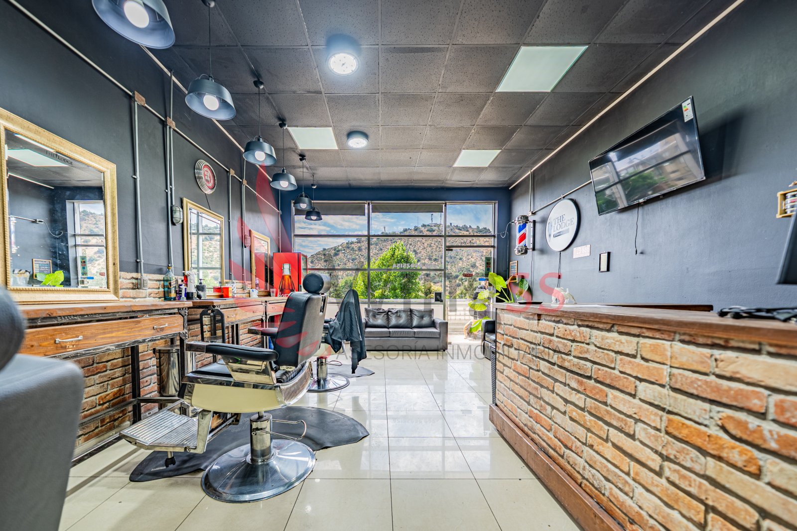 Local Comercial - Negocio Operativo de Barberia - Miniatura 5