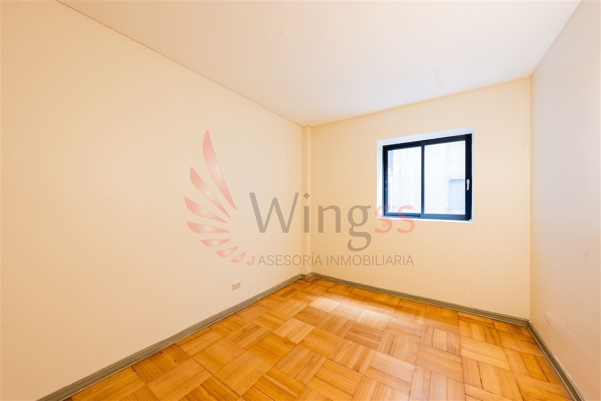 Excelente Departamento 3 Dormitorios Barrio Lastarria - Miniatura 2