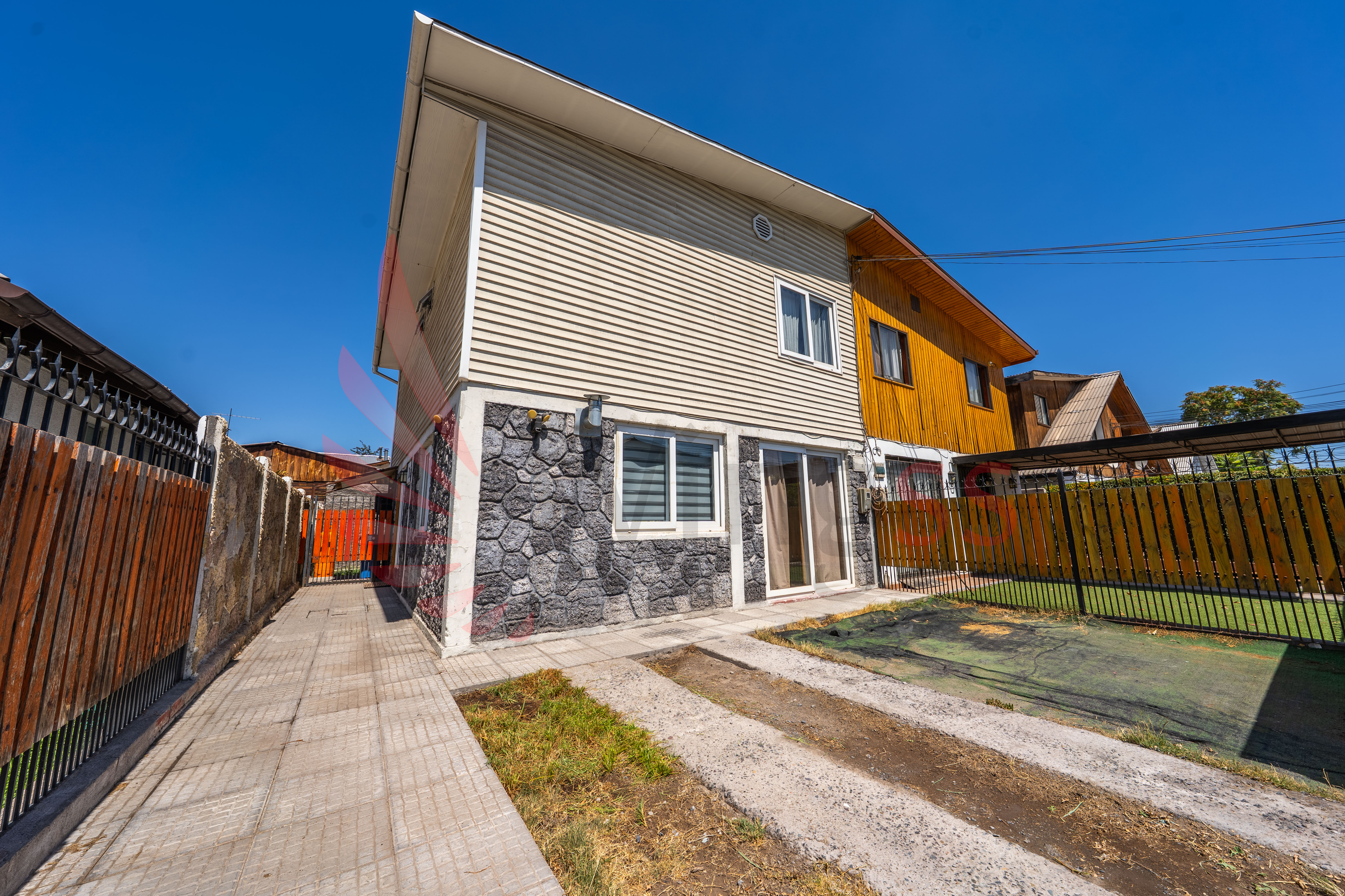 Casa familiar remodelada en arriendo en La Florida