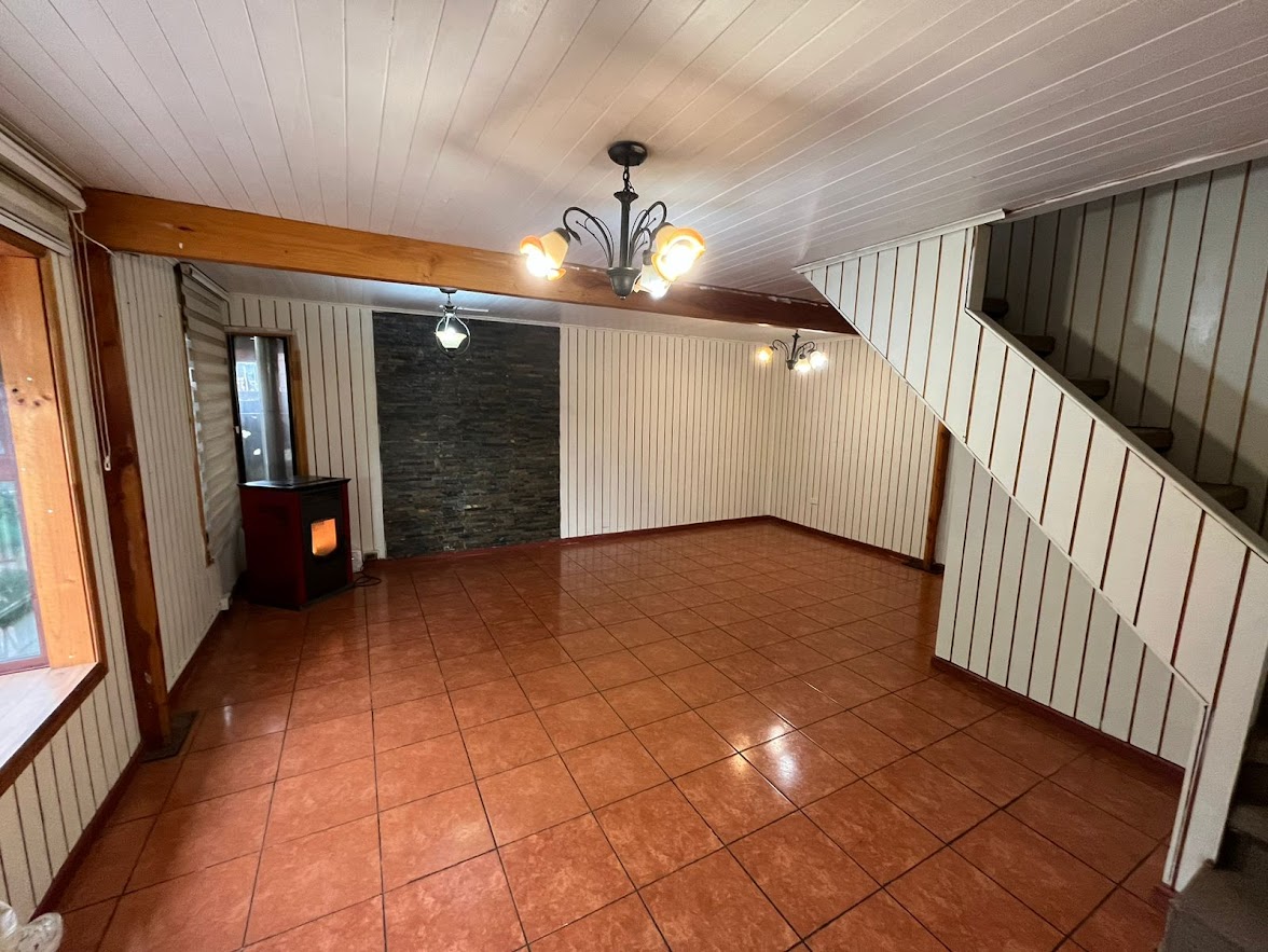 AMPLIA CASA ESQUINA VILLA GALILEA - Miniatura 2