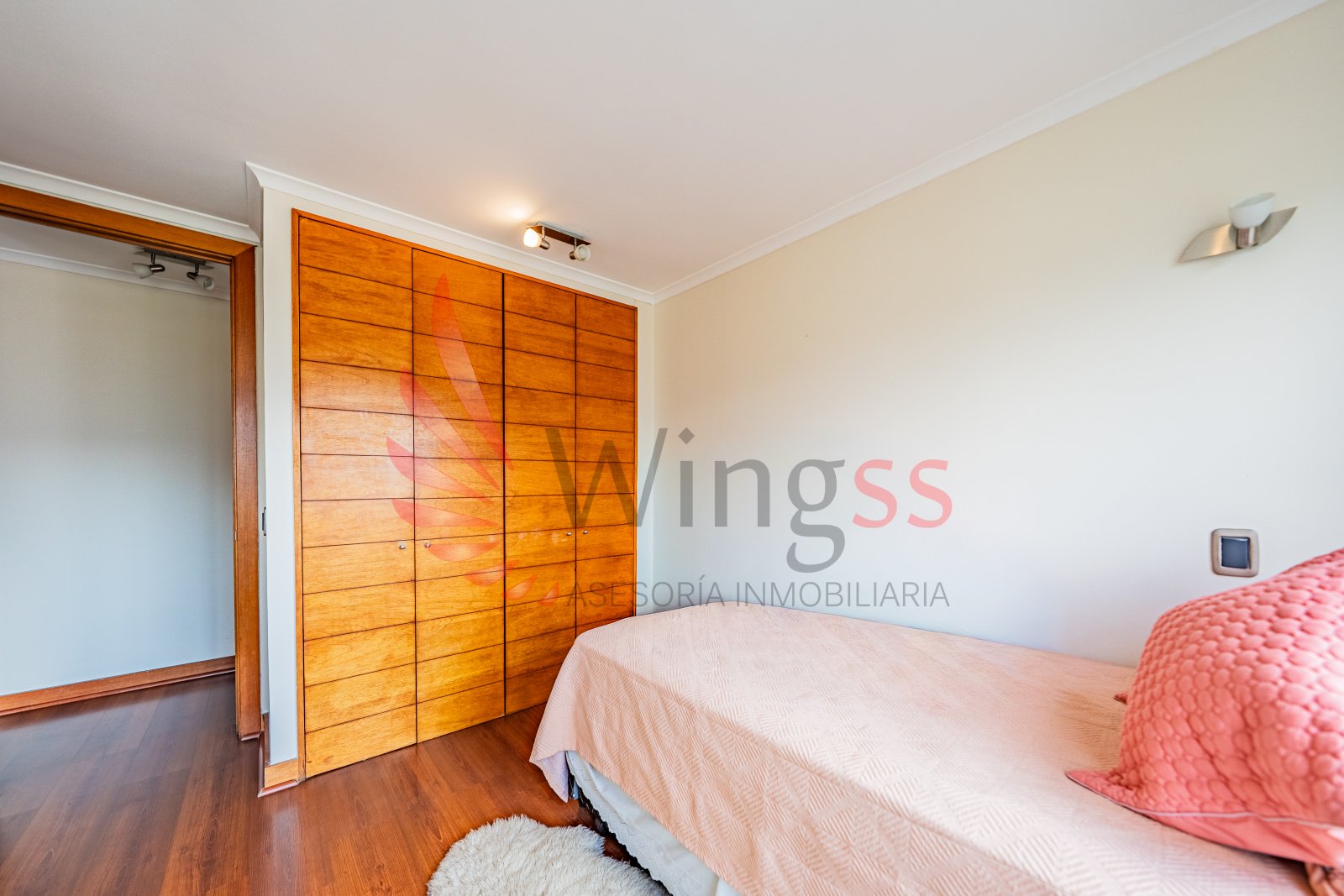 Exclusivo Depto Kennedy Frente Nueva Estación Metro - Miniatura 4