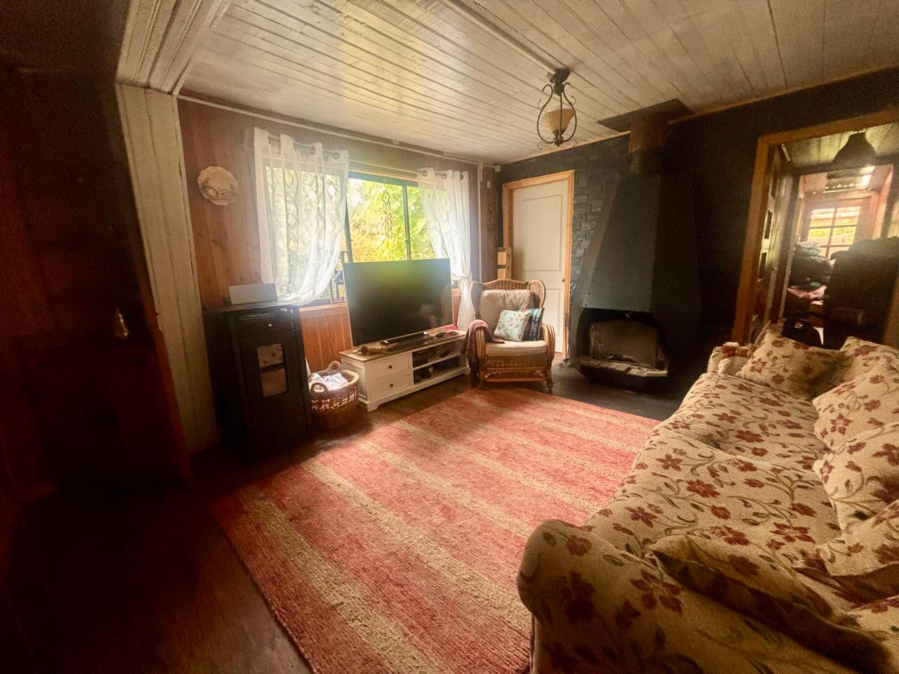 CASA EN SECTOR RURAL DE LONCOPAN EN MEDIA HECTAREA DE TERRENO - Miniatura 6