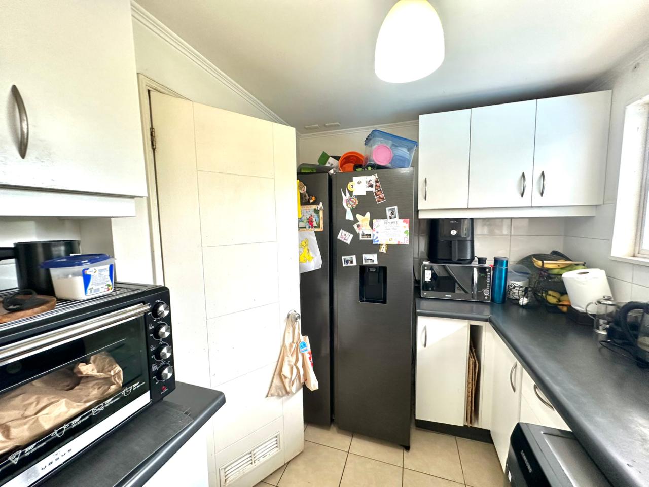 CASA DE 3 PISOS DENTRO DE CONDOMINIO SECTOR LAS MULATAS - Miniatura 4