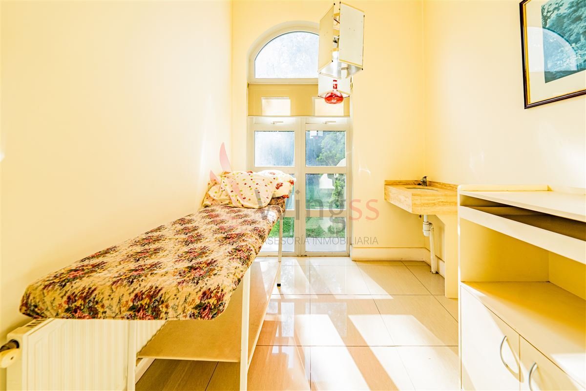 Excelente y Exclusiva Propiedad Comercial - Miniatura 6