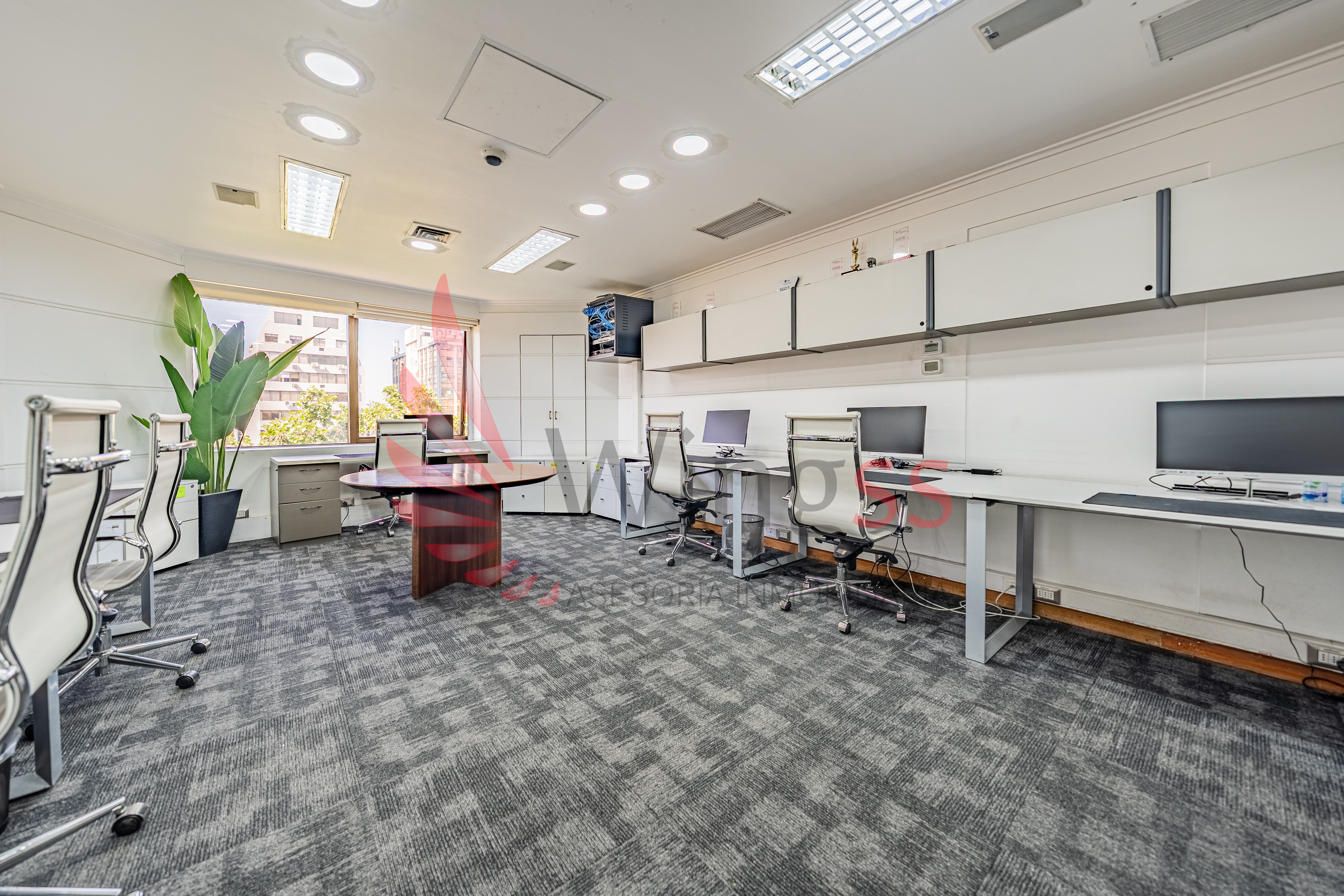 Estupenda Oficina frente a Costanera Center - Miniatura 4