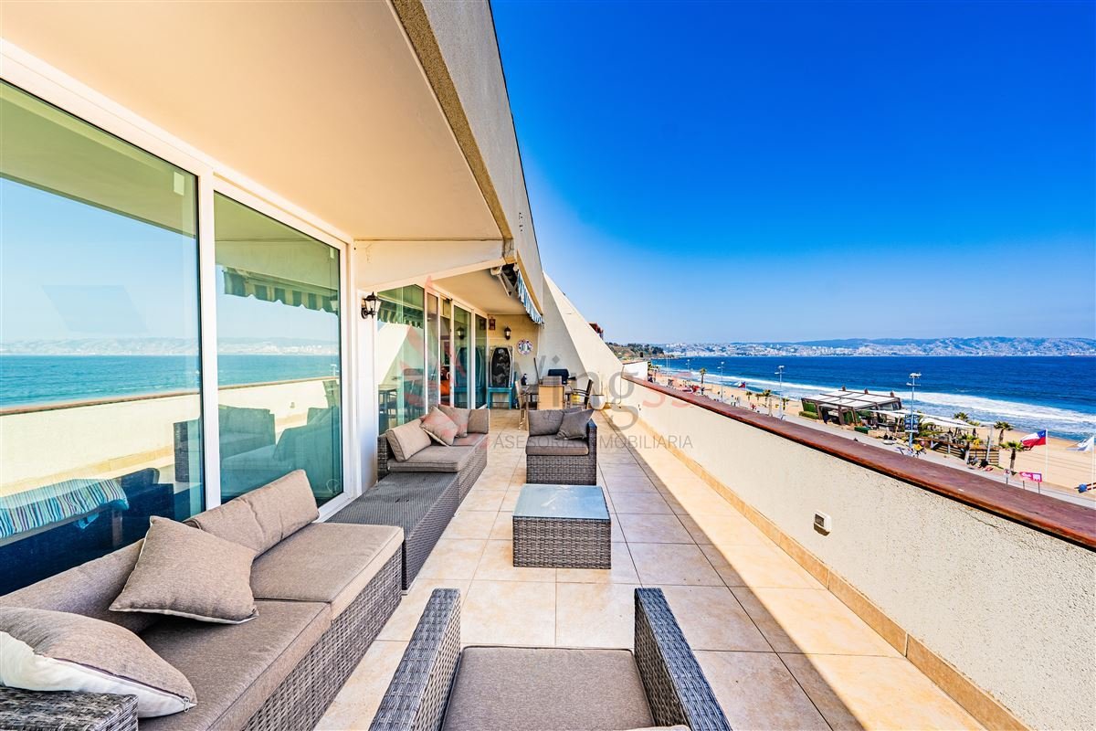 Departamento En Venta De 4 Dorm. En Viña Del Mar