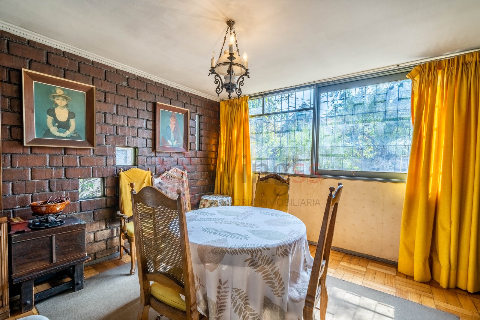 Gran oportunidad terreno 792m2.  2 Casas. Ideal  para Inversionistas o Remodelar. - Miniatura 5